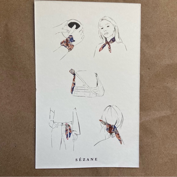 Sézane limited edition scarf, Birth of Venus - Picture 5 of 5